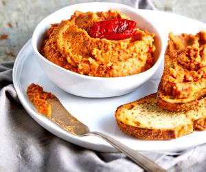 1 Total Recipe Chipotle Garlic Spread