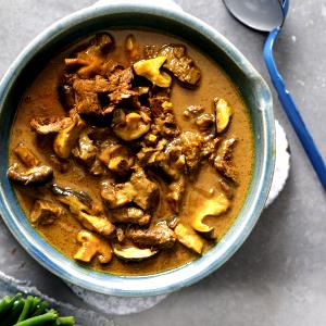 1 tray (225 g) Asian Style Beef