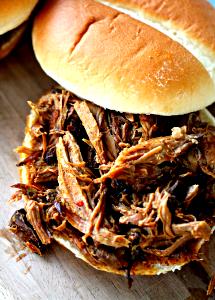 1 tray (290 g) BBQ Pulled Pork