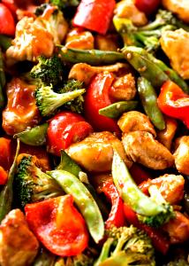 1 tray (323 g) Sweet Chili Garlic Chicken with Vegetables