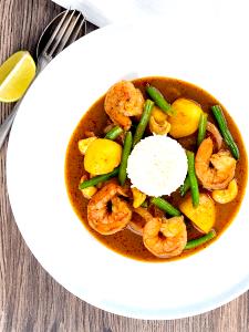 1 tray (350 g) Massaman Curry Shrimp