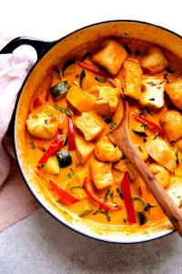 1 tray (350 g) Select Ingredients Tofu Red Curry