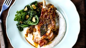 1 tray (371 g) Grilled Pork Chop with Red Pepper Cauli Mash