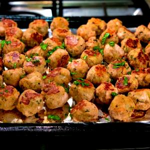 1 tray (382 g) Baked Turkey Meatballs