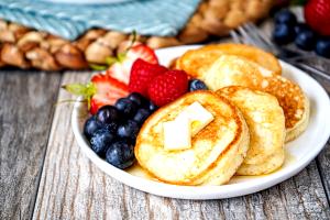 1 tray (90 g) Silver Dollar Pancakes & Veggie Sausage