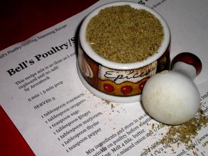 1 Tsp Poultry Seasoning