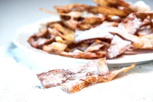 1 Twist Fried Pastry (Mainly Flour and Water)