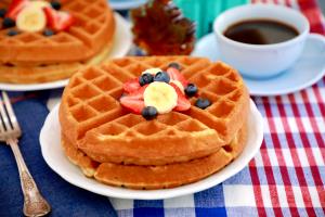 1 Whole (33.0 G) Buttermilk Waffle