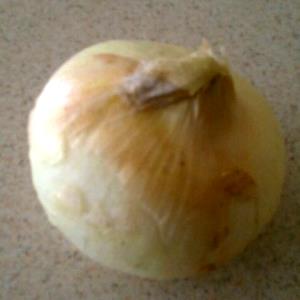 1 Whole (331.0 G) Sweet Onion