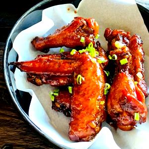 1 wing Sauce Spun Wings