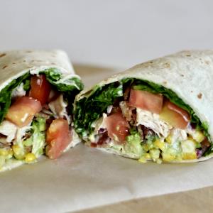 1 wrap (164 g) Spicy Chicken BLT Fresh Wrap