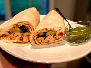 1 wrap (269 g) Chicken Wrap with Pesto Vinaigrette