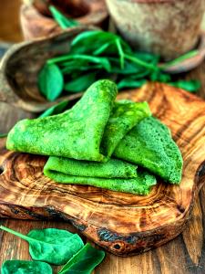 1 wrap Spinach with Garlic & Pesto Wrap