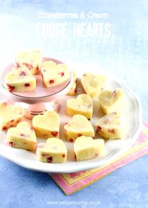 10 blocks (42 g) White Chocolate with Strawberries