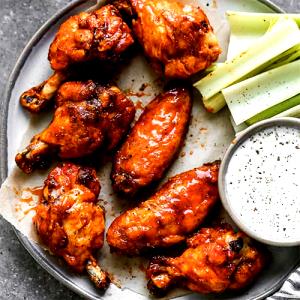 10 wings Buffalo Kickin Wings