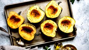 100 G Acorn Winter Squash (with Salt, Cooked, Baked)