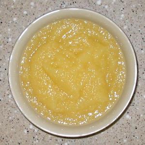 100 G Applesauce (with Added Ascorbic Acid, Unsweetened, Canned)