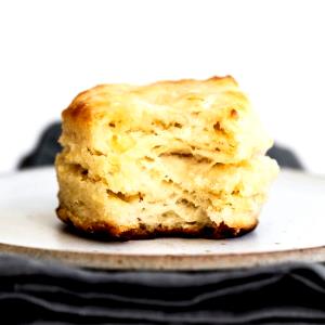 100 G Baking Powder or Buttermilk Biscuit (Refrigerated Dough or Home Recipe)