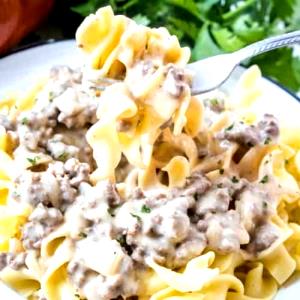 100 G Beef and Noodles with (Mushroom) Soup (Mixture)