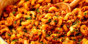 100 G Beef Goulash with Noodles