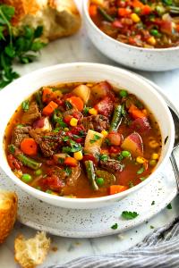 100 G Beef, Potatoes and Vegetables Soup (Including Carrots, Broccoli, and/or Dark-Green Leafy) (Mixture)