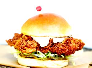 100 G Breaded Fried Chicken Fillet Sandwich