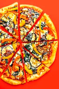100 G Cheese Pizza with Vegetables