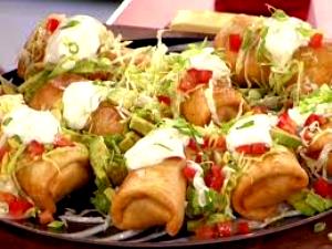 100 G Chimichanga with Beef, Cheese, Lettuce and Tomato