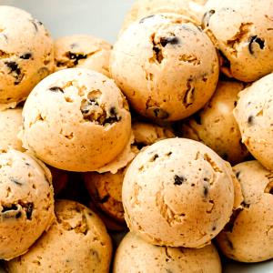 100 G Chocolate Chip Cookie Dough Fat Bomb