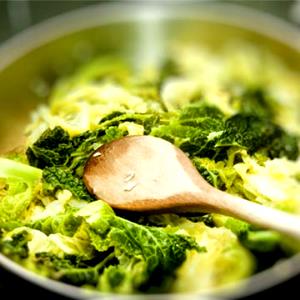 100 G Cooked Green Cabbage