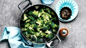 100 G Cooked Greens (from Canned, Fat Added in Cooking)