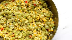 100 G Cooked Lima and Corn Beans (Succotash) (Fat Not Added in Cooking)