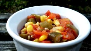 100 G Cooked Tomato with Corn and Okra (Fat Added in Cooking)
