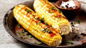 100 G Cooked Yellow and White Corn (Fat Not Added in Cooking)