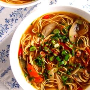 100 G Fish and Noodles with (Mushroom) Soup