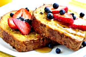100 G French Toast (with Low Fat 2% Milk)