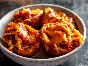 100 G Fried Potato Skins with Cheese