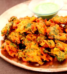 100 G Fried Vegetables Dipped in Chick Pea Flour Batter (Pakora)