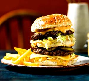 100 G Hamburger (Double Patty with Condiments)
