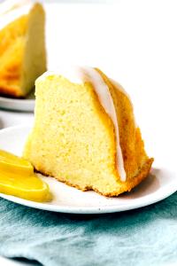 100 G Lemon Cake without Icing