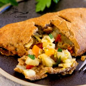100 G Meat Potato and Vegetable Turnover