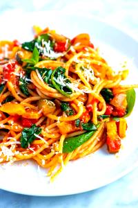 100 G Meatless Spaghetti Spinach Noodles with Tomato Sauce
