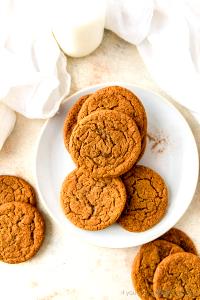 100 G Molasses Cookies
