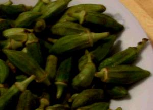 100 G Okra (with Salt, Frozen, Drained, Cooked, Boiled)