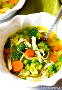 100 G Oriental Style Chicken Soup with Vegetables and Fruit