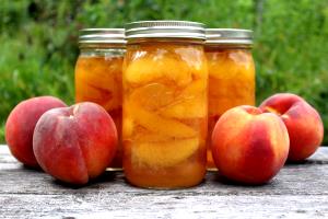100 G Peach Unsweetened in Water Pack (Cooked or Canned)