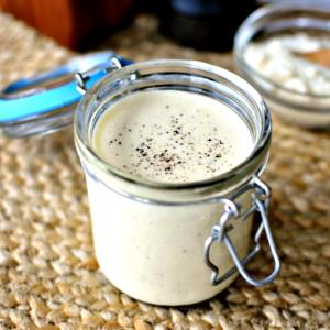 100 G Peppercorn Salad Dressing