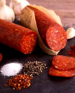 100 G Pork Beef Pepperoni