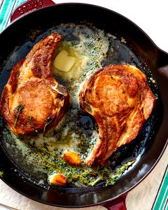 100 G Pork Chops (Center Rib, Bone-In, Cooked, Pan-Fried)