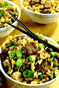 100 G Pork, Rice and Vegetables in Soy-Based Sauce (Mixture)